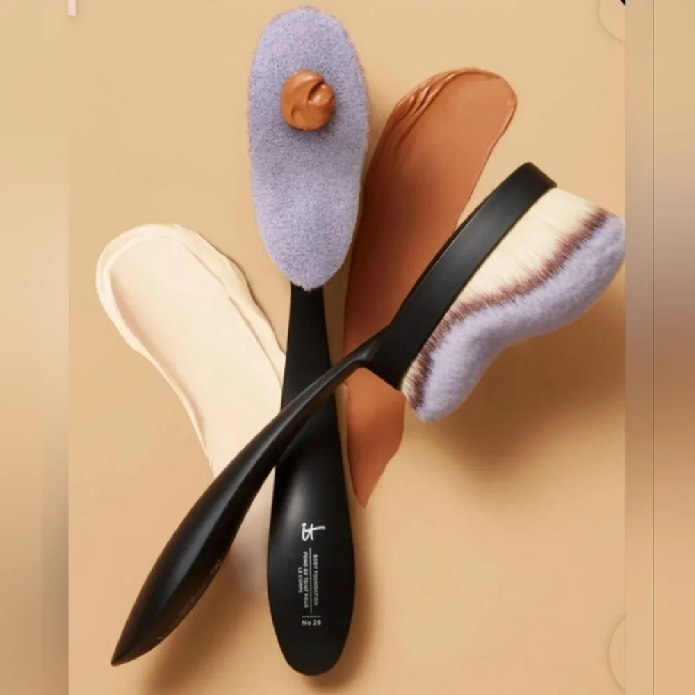 It Cosmetics Heavenly Luxe Full Body Brush #28 NIB
